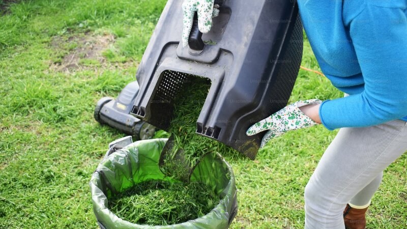 Creating compost out of cut grass